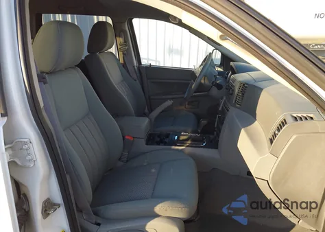 2005 Jeep Grand Cherokee Laredo from USA, damaged, VIN 1J8GS48K05C724081